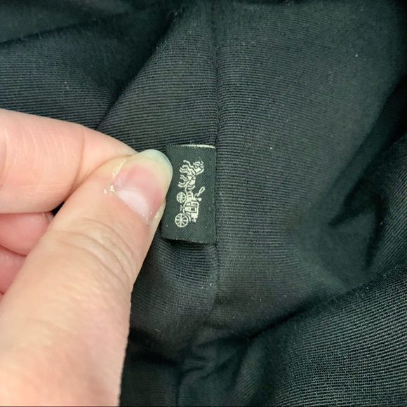 Coach Black Leather Shoulder bag with AdjustableStraps - Picture 8 of 17